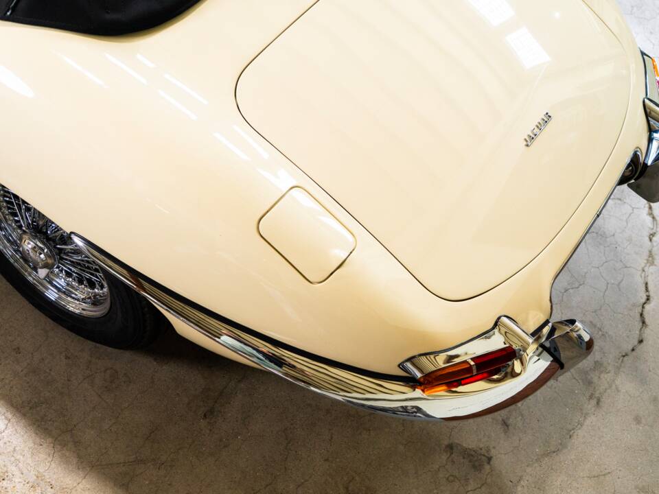 Afbeelding 15/28 van Jaguar E-Type 3.8 (1963)