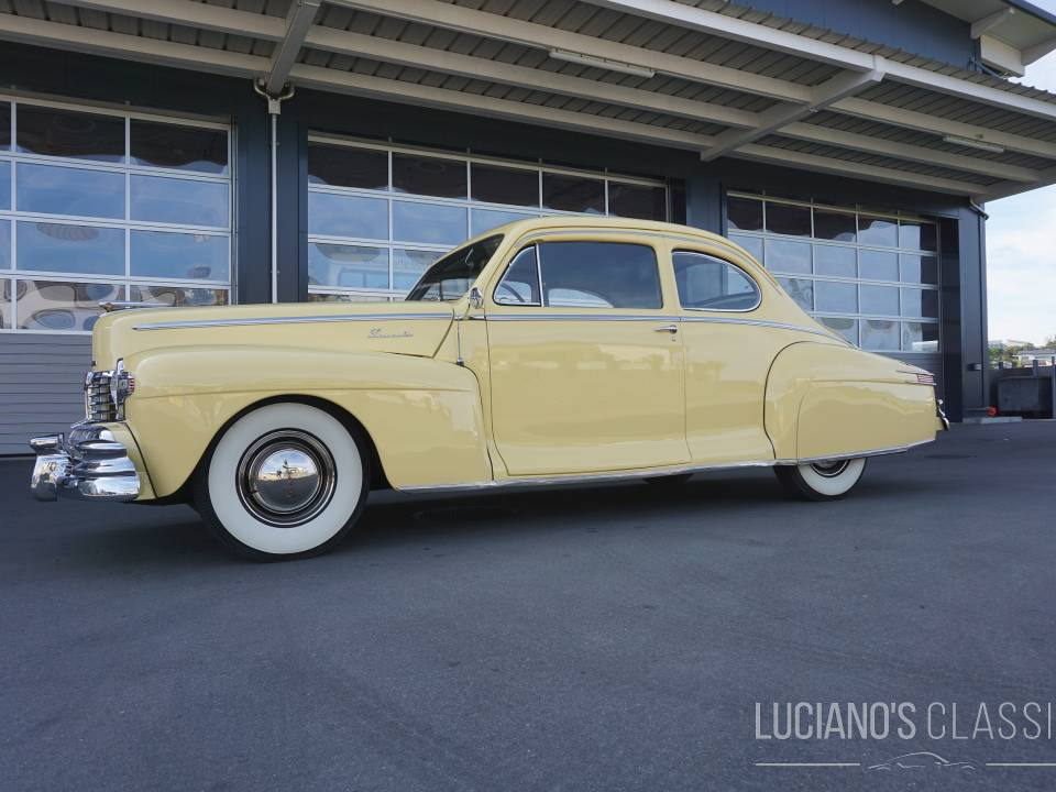 Image 3/50 of Lincoln Zephyr (1947)