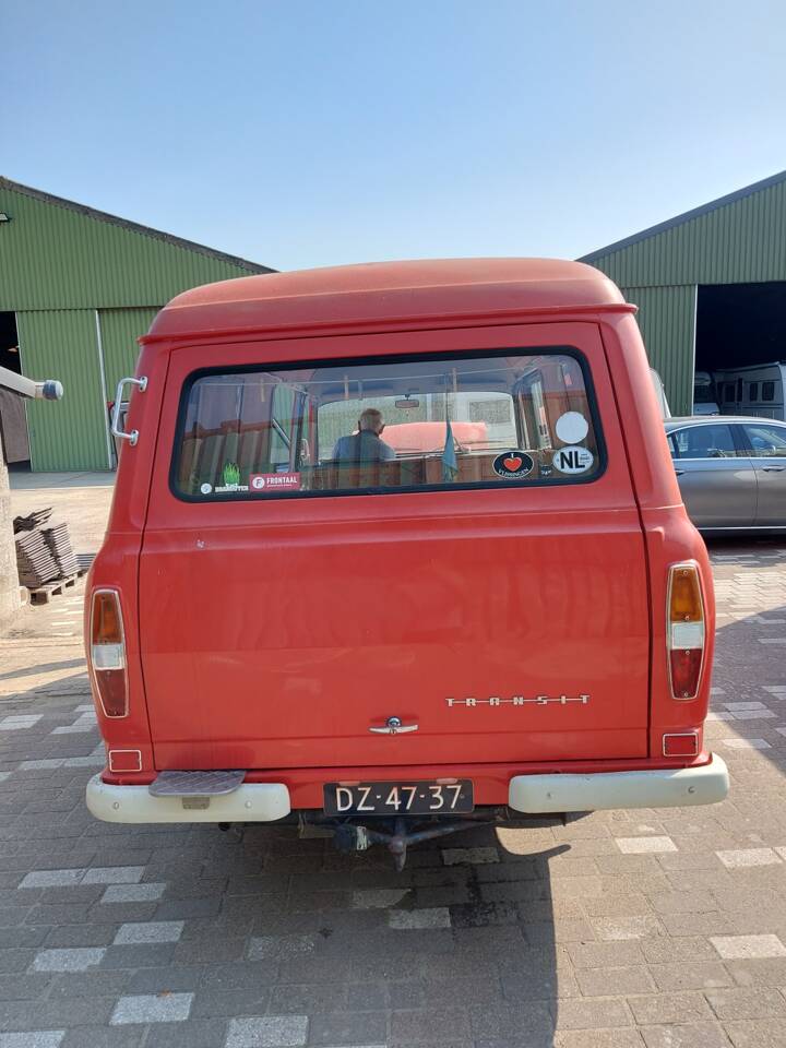 Image 9/26 de Ford Transit (1968)