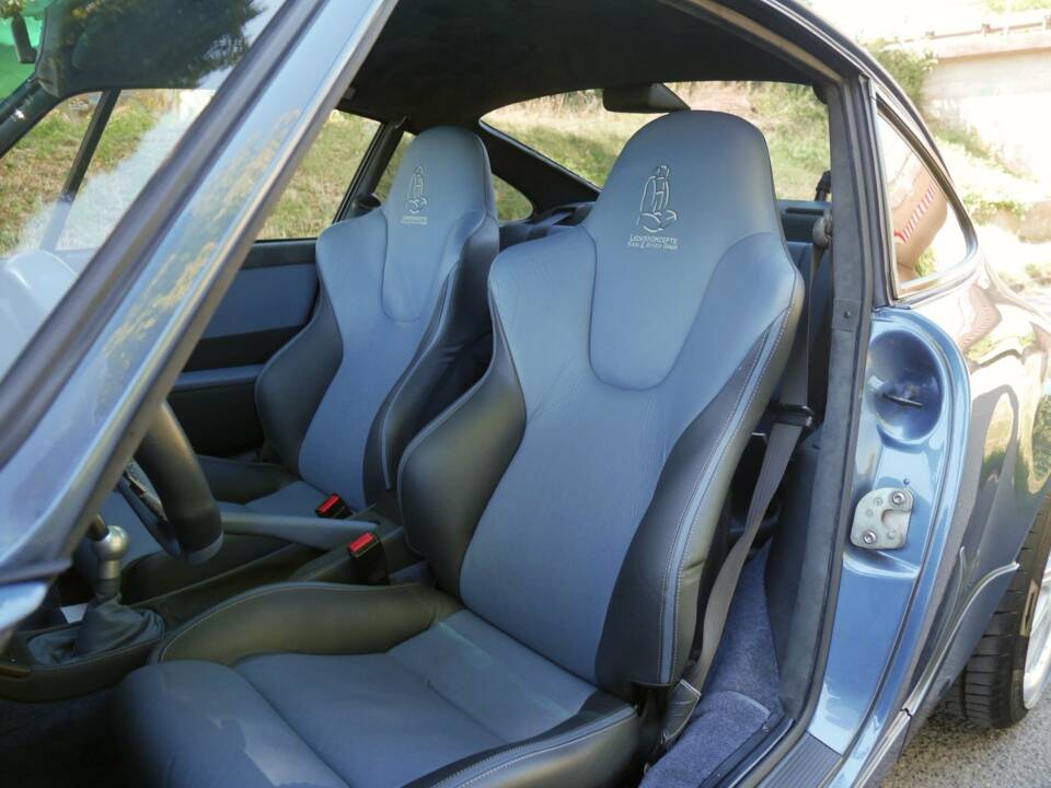 Bild 27/40 von Porsche 911 Carrera 4 (1900)