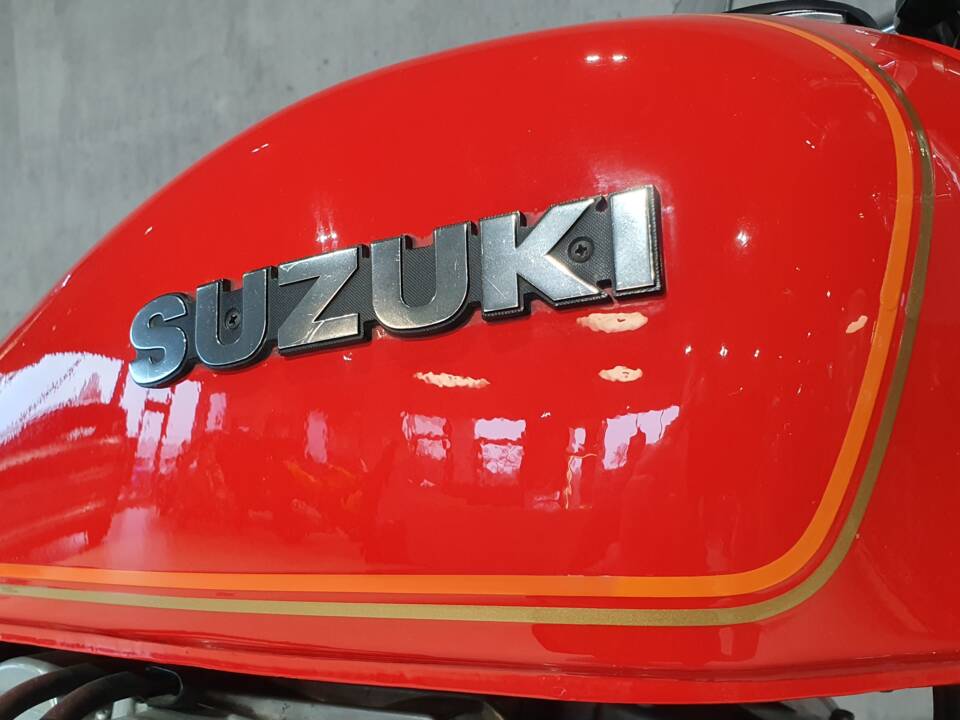 Bild 16/32 von Suzuki DUMMY (1977)