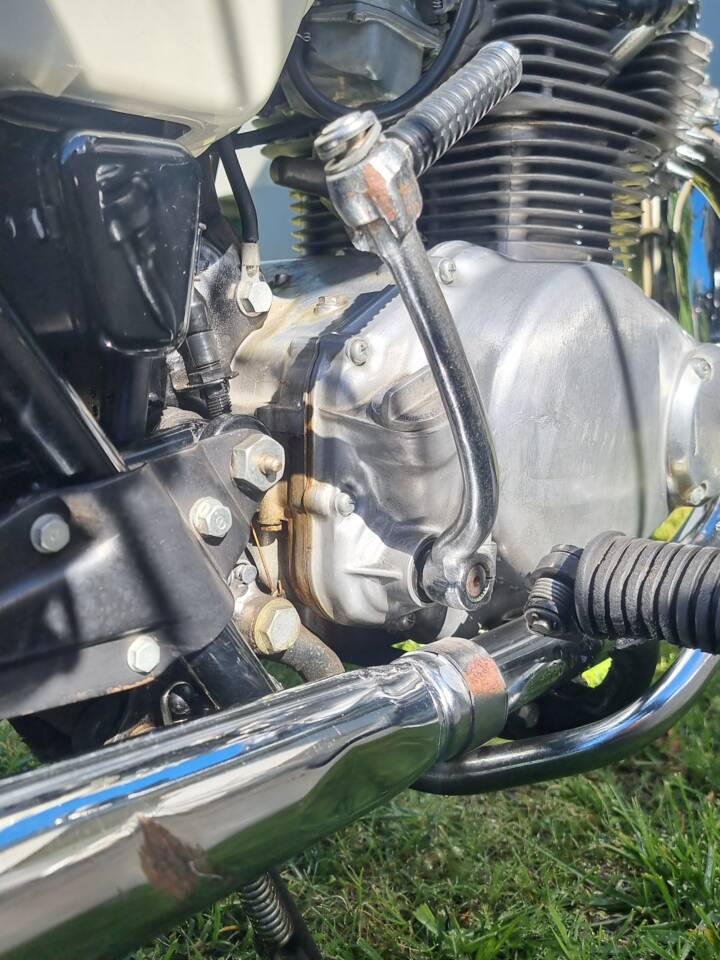 Image 29/63 of Honda CB 250 K2 (1970)
