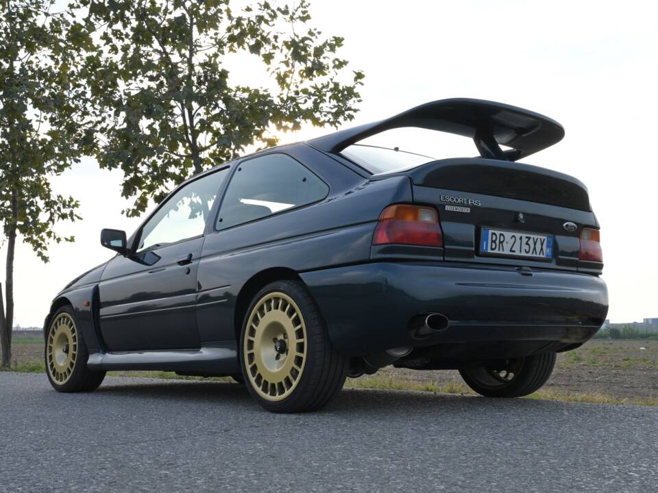 Bild 22/73 von Ford Escort RS Cosworth (1992)