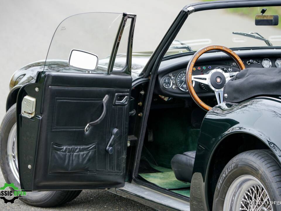 Image 4/44 de HMC Mk IV (1998)