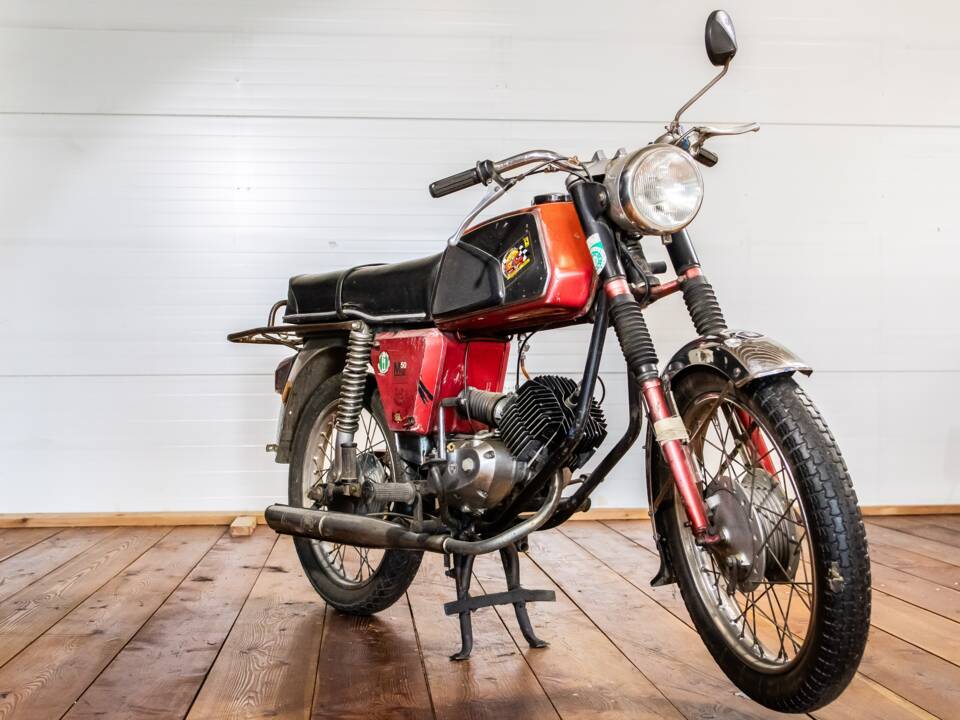 Image 2/11 de Puch M 50 SE (1971)
