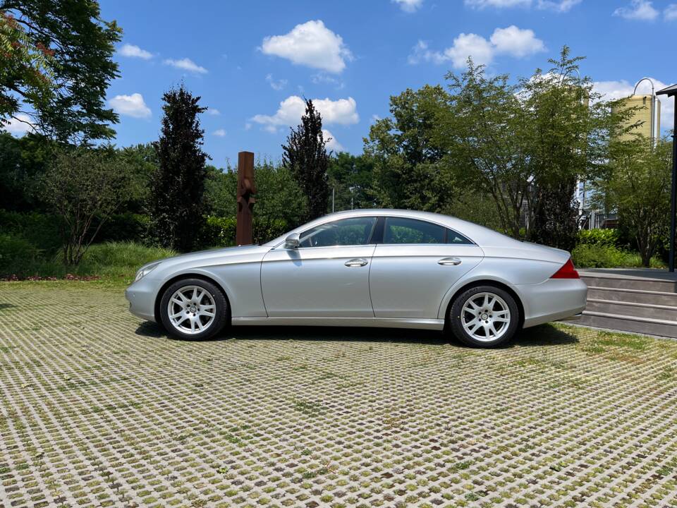 Afbeelding 2/16 van Mercedes-Benz CLS 350 (2005)