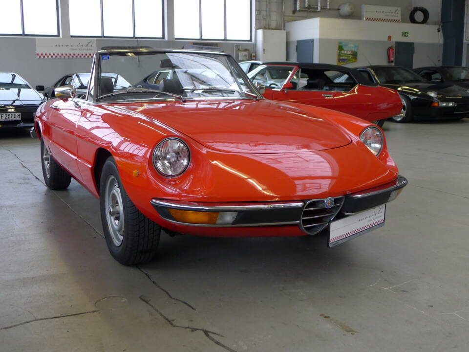 Immagine 31/32 di Alfa Romeo Spider 1600 Junior (1975)