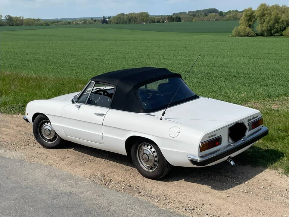 Bild 11/29 von Alfa Romeo Spider 1300 Junior (1971)