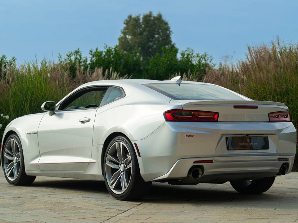 Immagine 14/50 di Chevrolet Camaro 2.0 Turbo (2019)