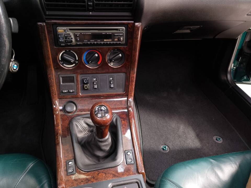 Image 25/43 of BMW Z3 1.9 (1997)