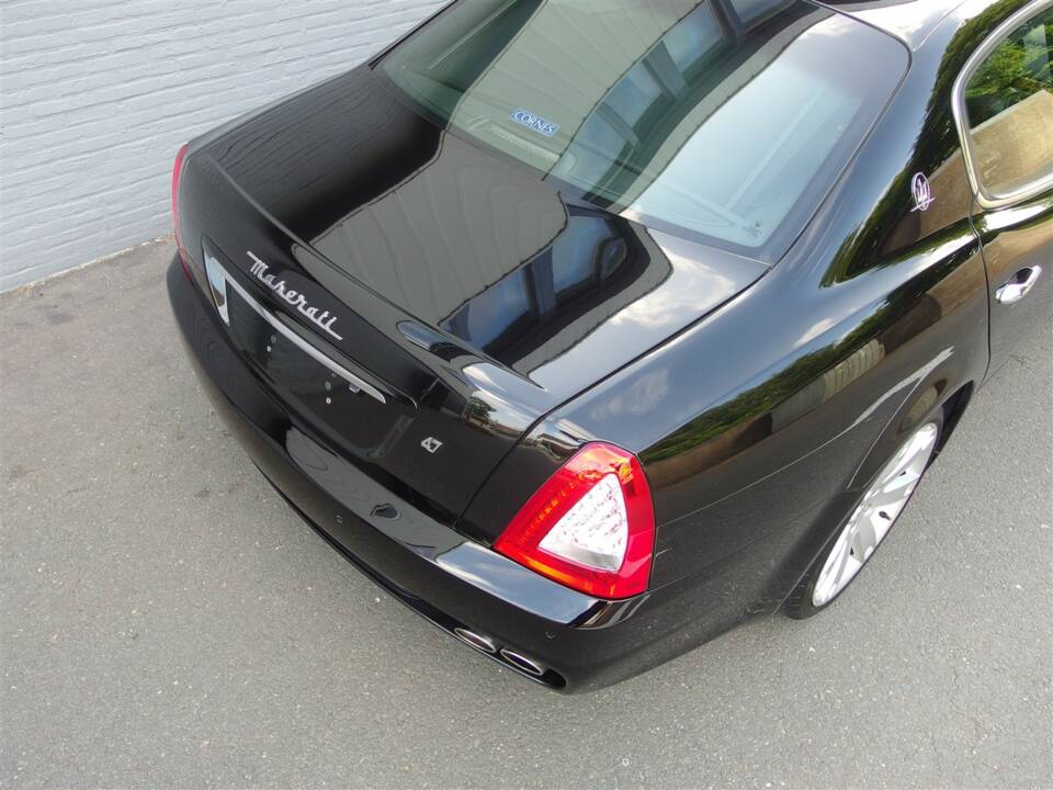Bild 15/98 von Maserati Quattroporte S 4.7 (2010)