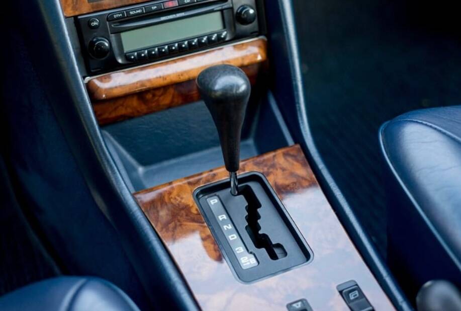 Image 82/100 of Mercedes-Benz 500 SEL (1983)