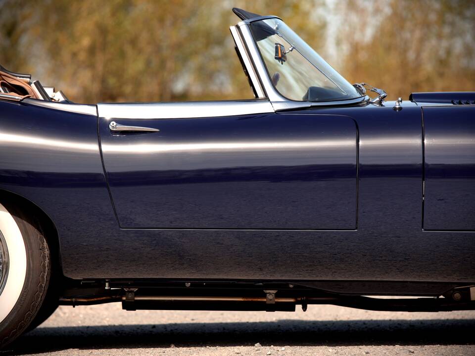 Image 34/80 de Jaguar Type E 4.2 (1966)