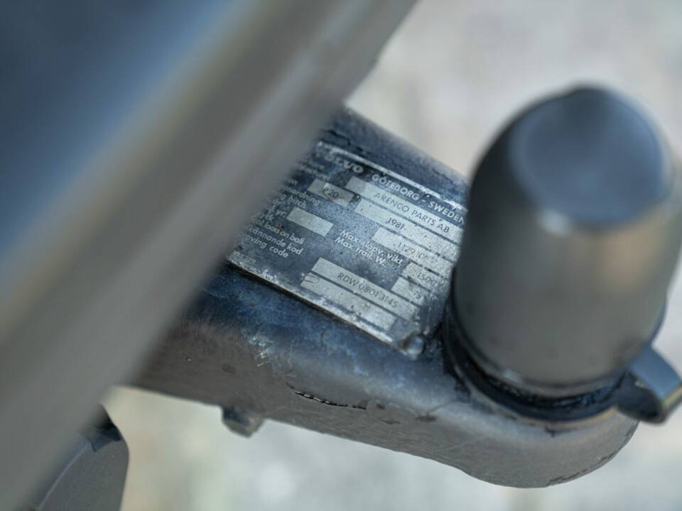 Bild 23/50 von Volvo 240 Diesel (1984)