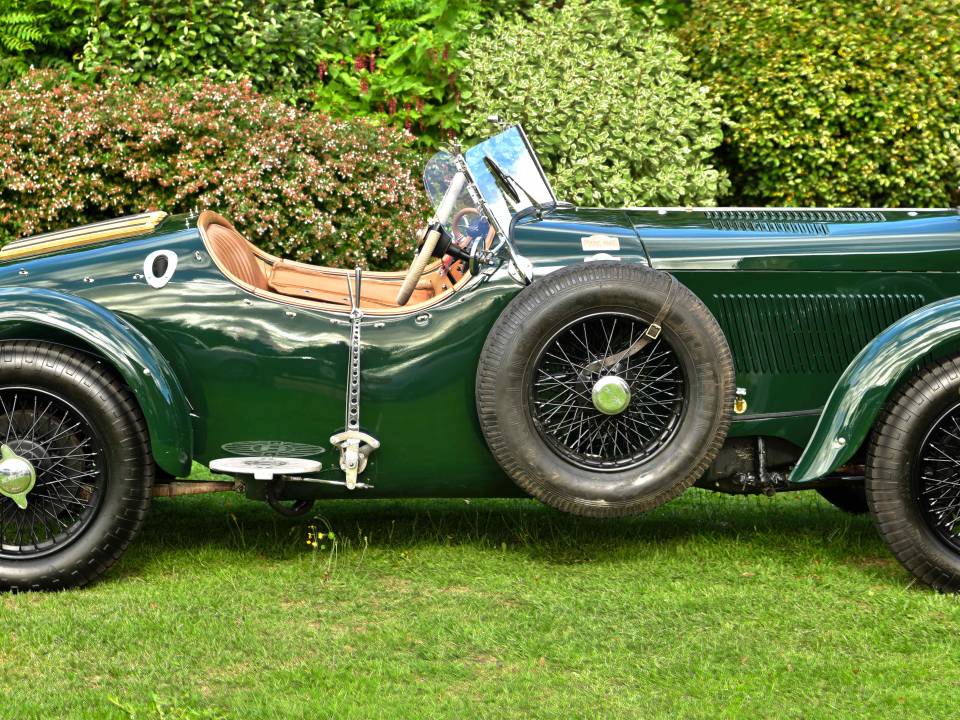 Image 36/50 of Bentley 4 1&#x2F;4 Litre (1936)