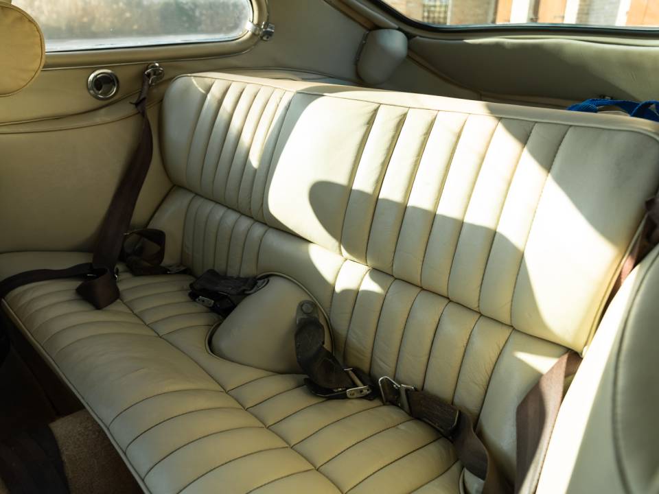Bild 41/50 von Jaguar Type E (2+2) (1970)