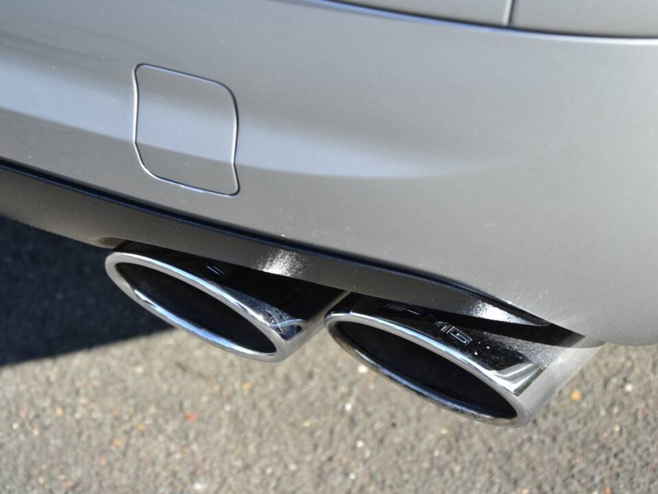 Imagen 64/100 de Mercedes-Benz E 55 AMG (2003)