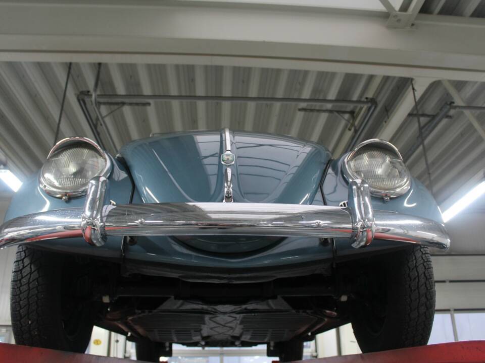 Bild 13/50 von Volkswagen Käfer 1200 Standard "Ovali" (1954)