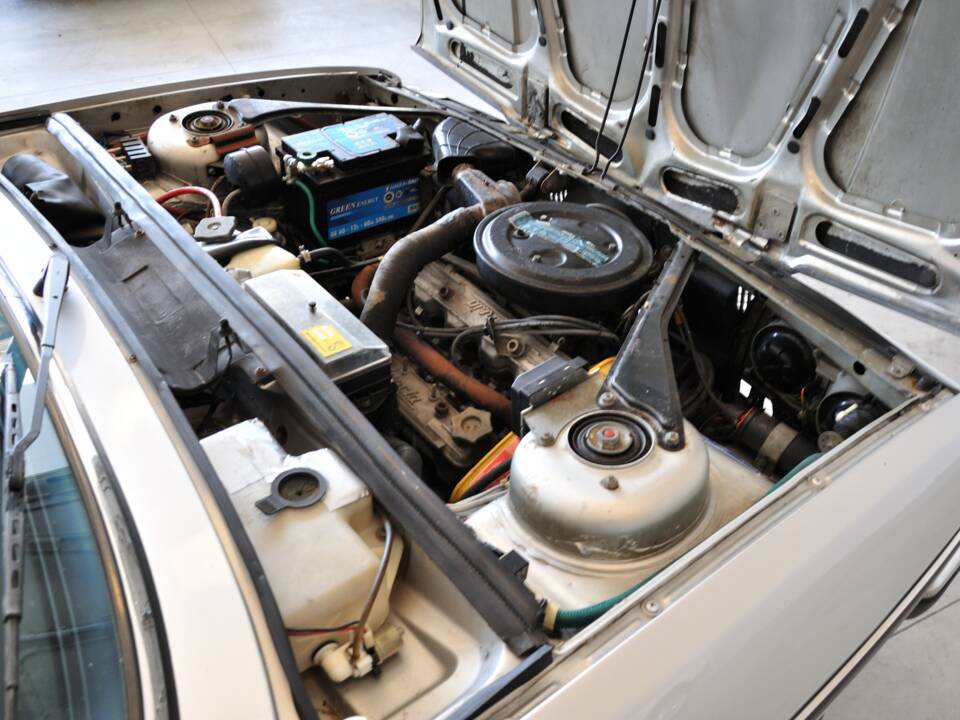 Bild 18/28 von Lancia Beta Trevi 1600 (1984)