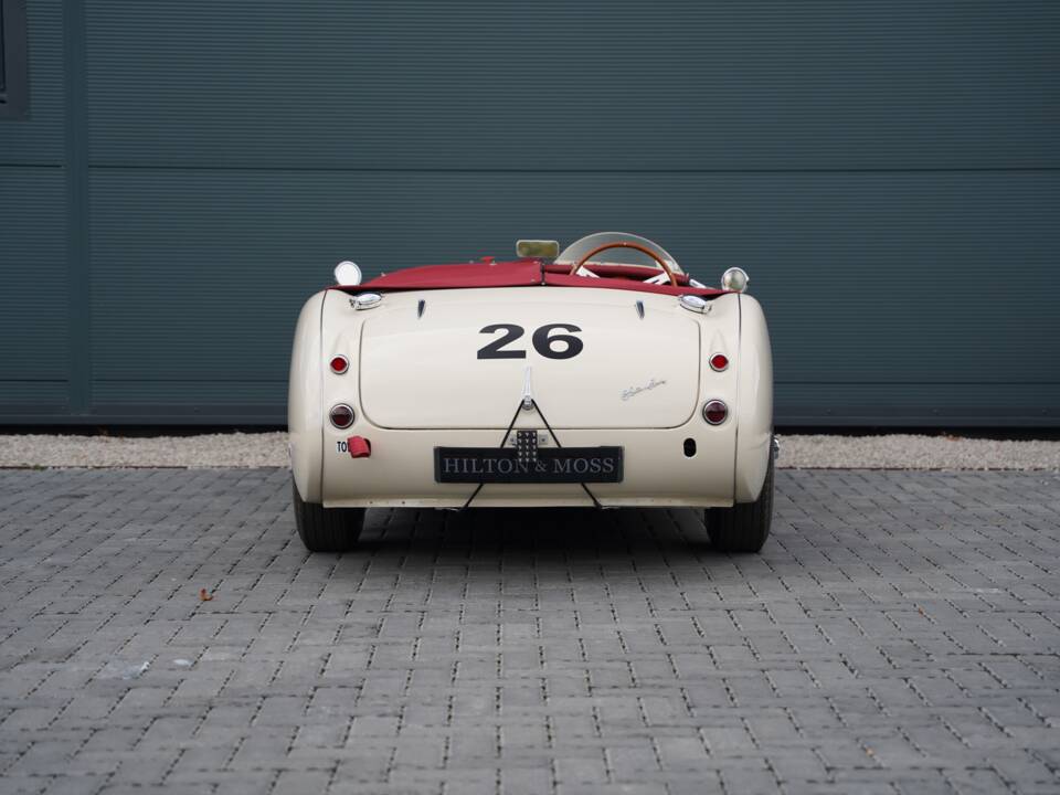 Image 8/50 of Austin-Healey 100&#x2F;6 (BN6) (1958)