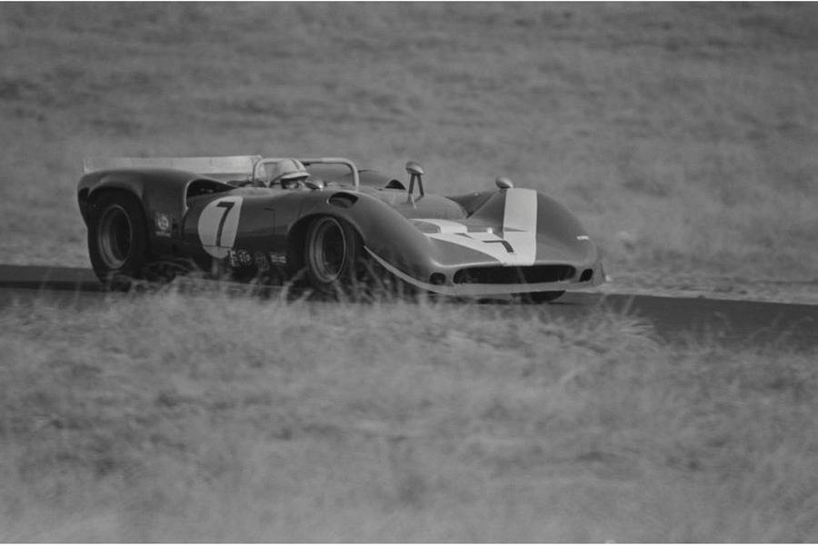 Immagine 24/27 di Lola T70 (1967)