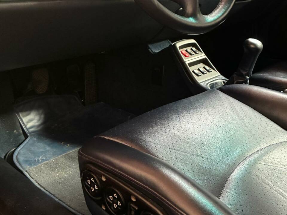 Bild 27/29 von Porsche 911 Turbo (1995)