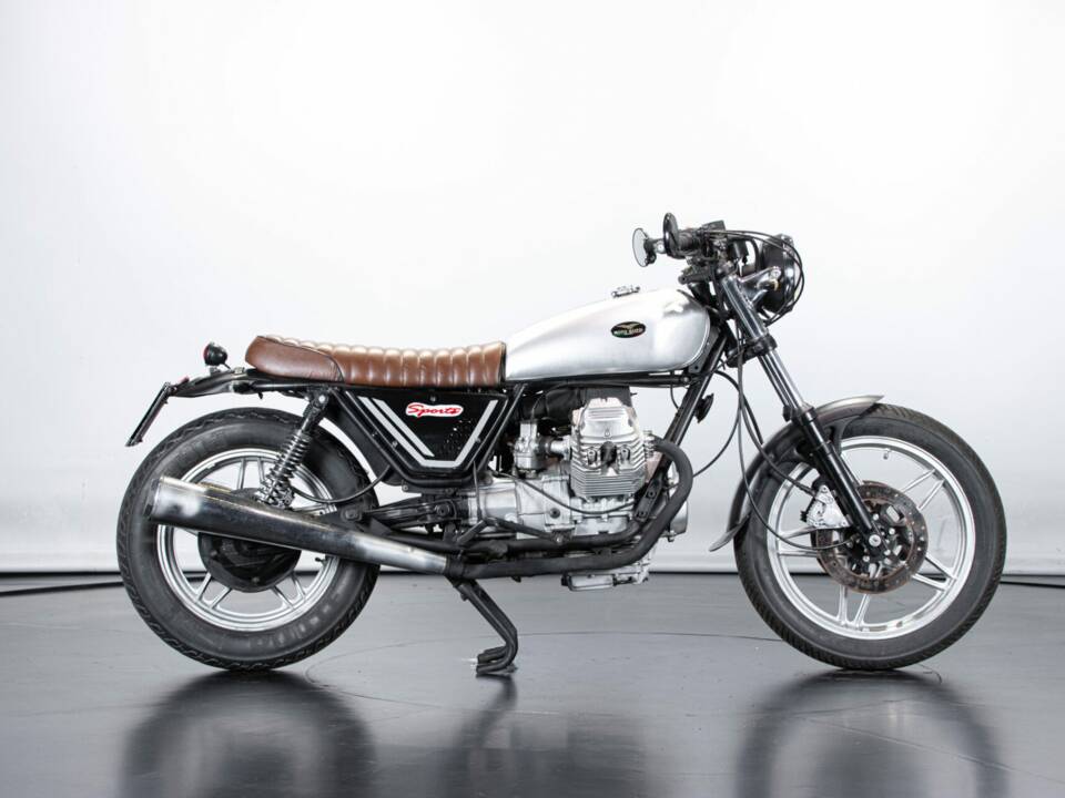 Bild 5/50 von Moto Guzzi V 35 III (1986)