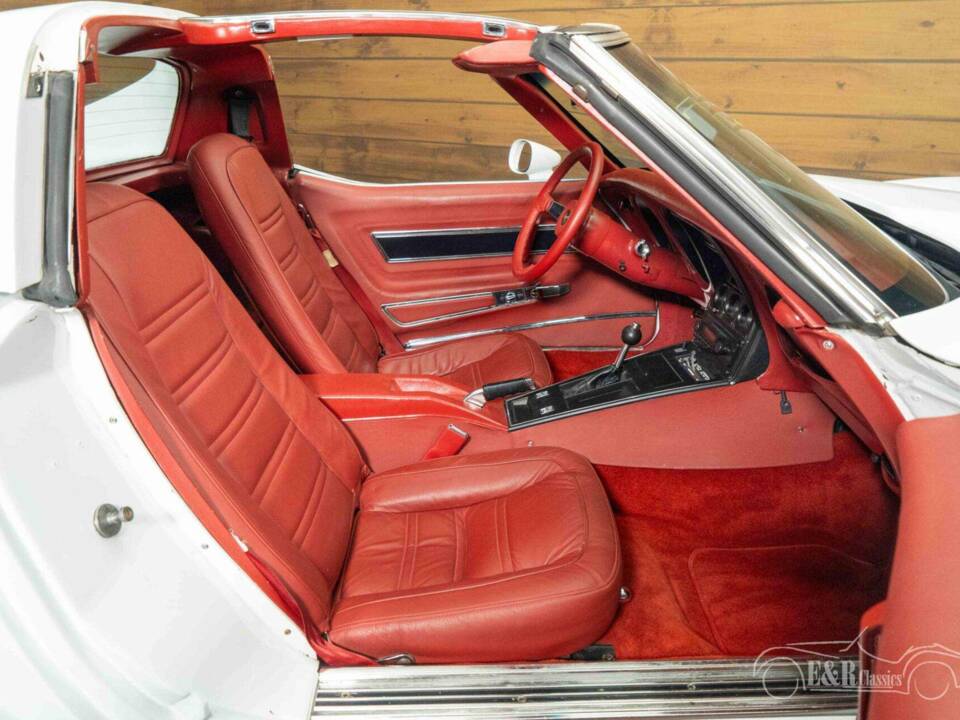 Image 8/19 of Chevrolet Corvette Stingray (1977)
