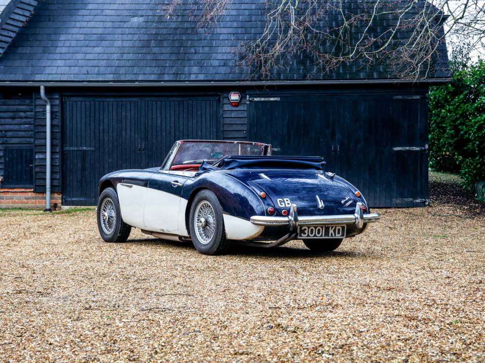 Image 8/26 of Austin-Healey 3000 Mk II (BJ7) (1962)