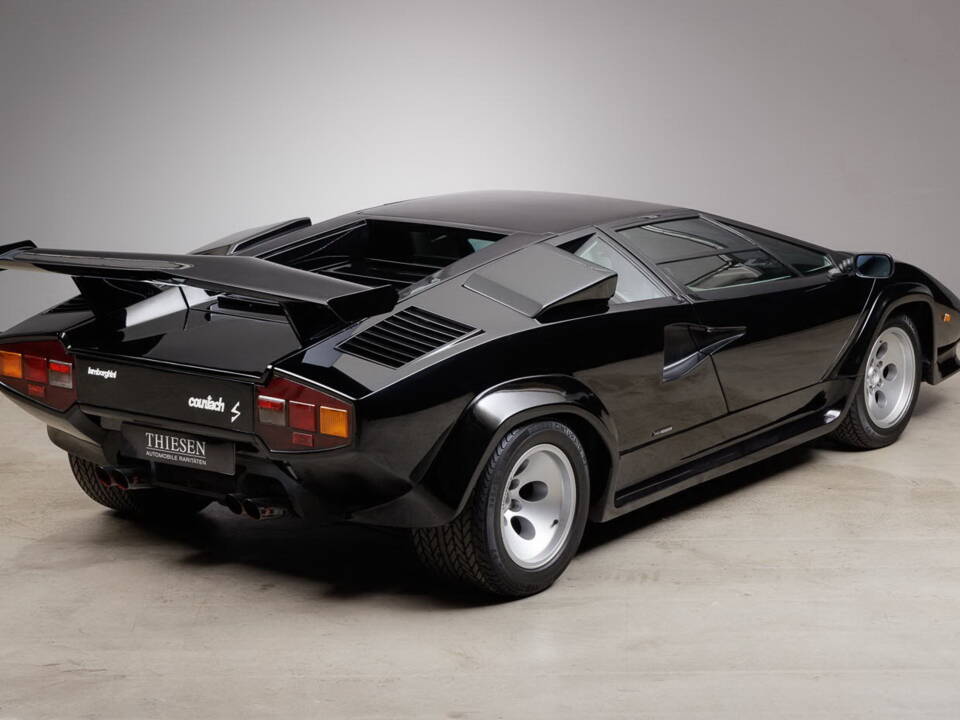 Bild 28/50 von Lamborghini Countach LP 400 S (1982)