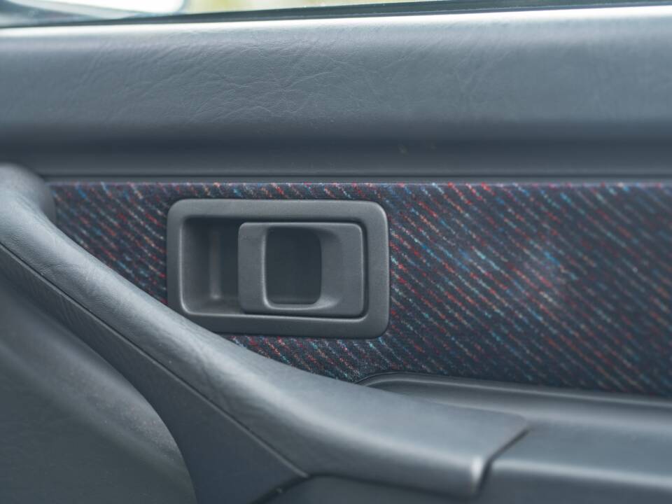 Immagine 35/50 di Volvo 440 Turbo (1992)