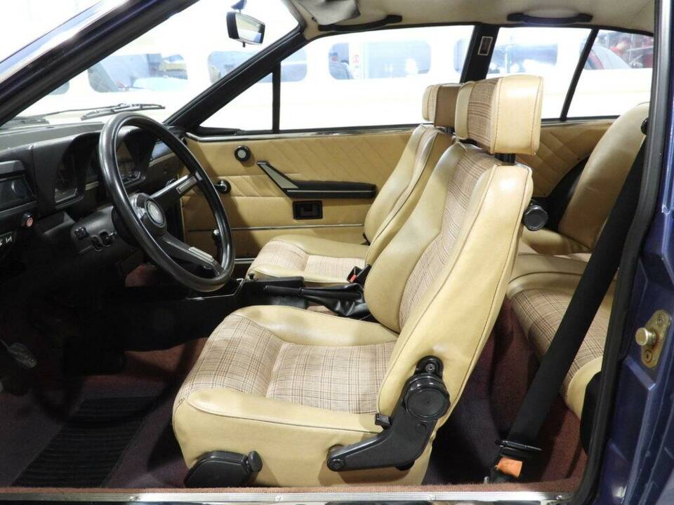 Bild 5/15 von Alfa Romeo Alfetta GT 1.6 (1977)