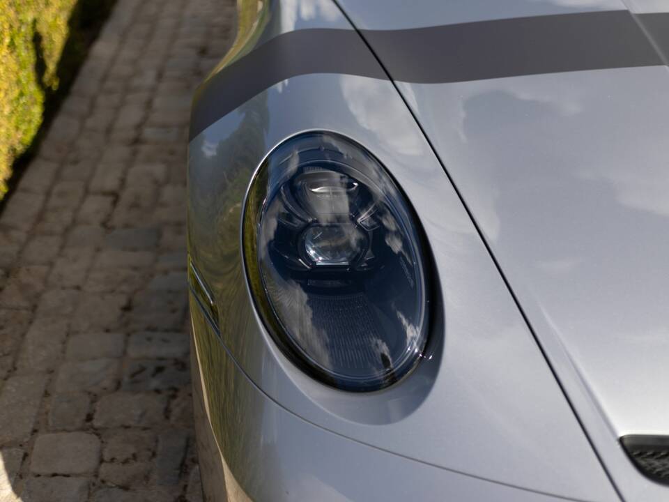 Imagen 10/80 de Porsche 911 S/T (2023)