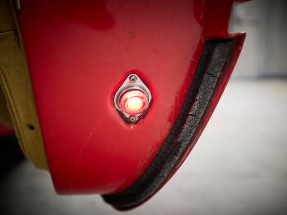 Image 72/100 of Ferrari 308 GTB Quattrovalvole (1983)