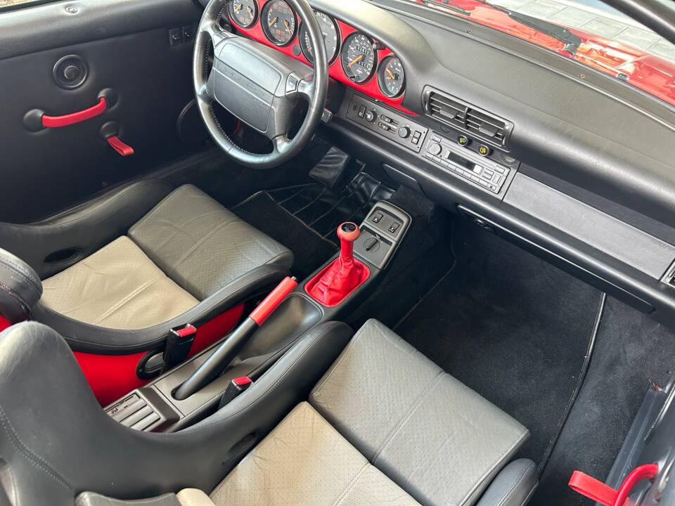 Bild 22/31 von Porsche 911 Speedster (1994)