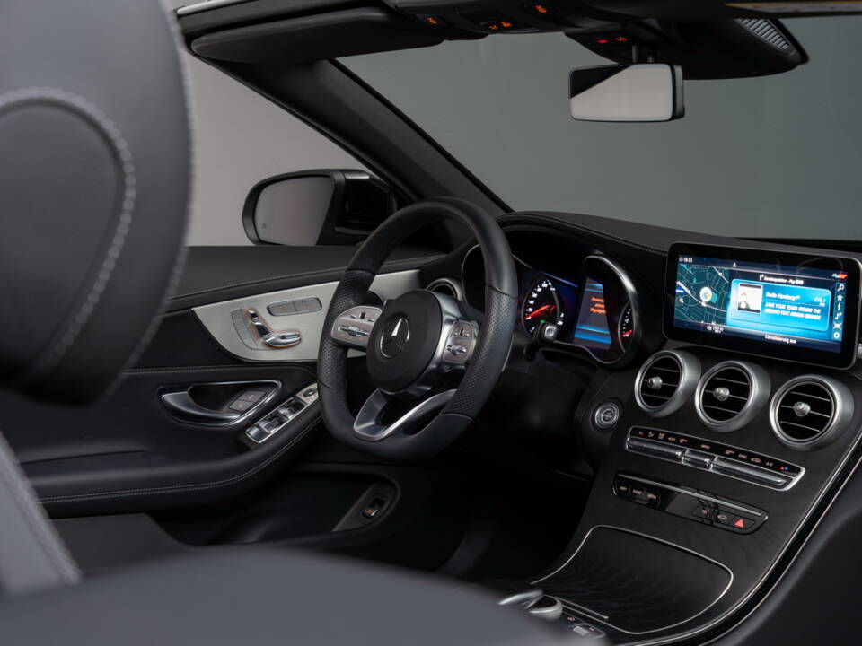 Bild 27/41 von Mercedes-Benz C 300 (2023)