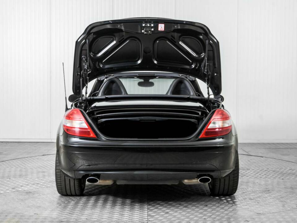 Afbeelding 44/50 van Mercedes-Benz SLK 200 Kompressor (2007)