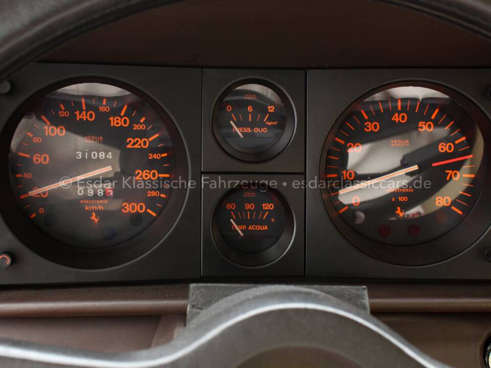 Image 34/42 de Ferrari 412 (1986)