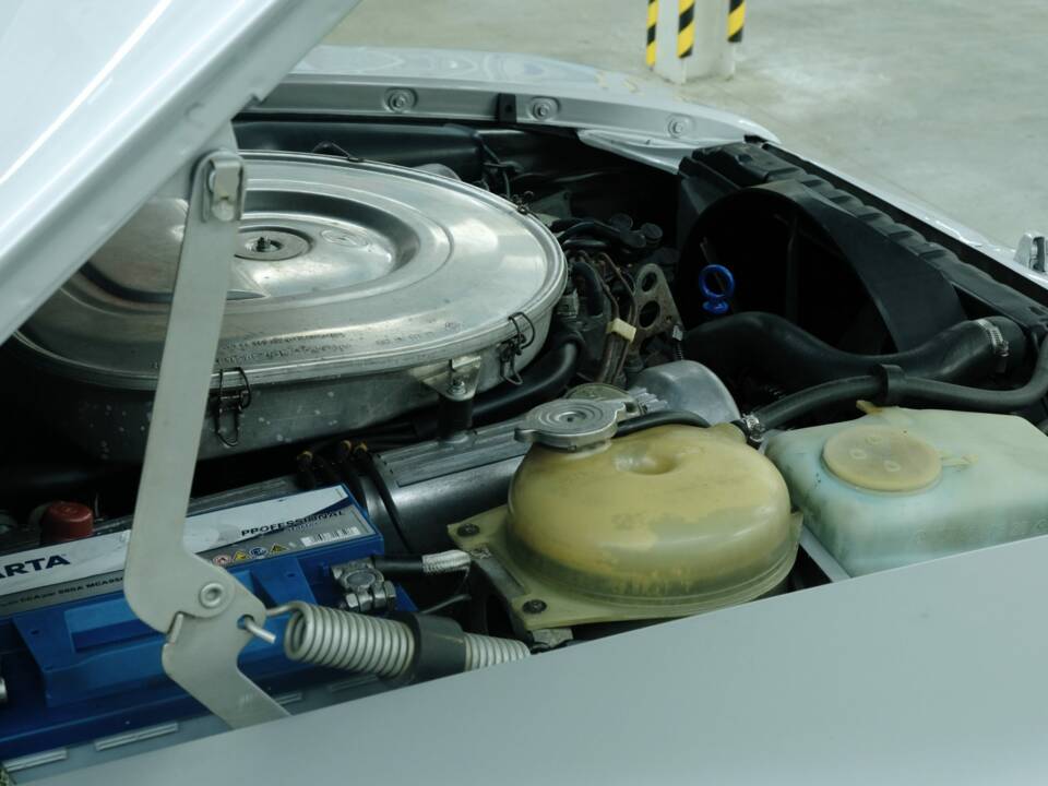 Image 49/50 de Mercedes-Benz 500 SLC (1981)