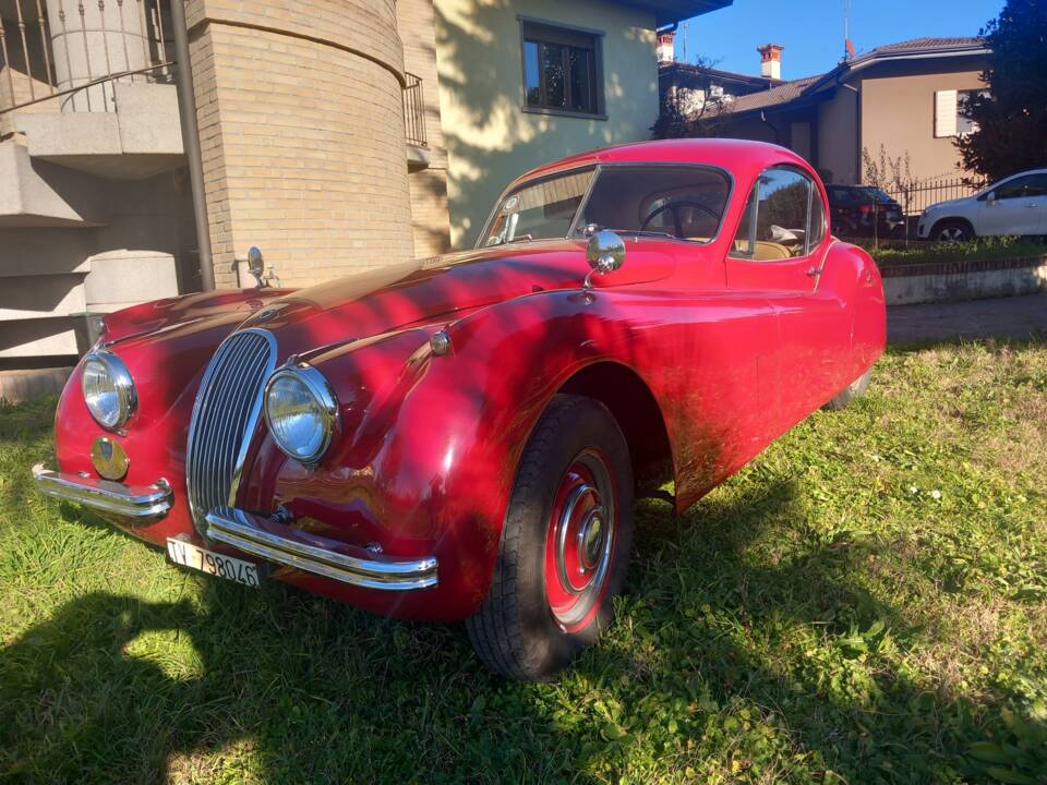 Immagine 6/12 di Jaguar XK 120 FHC (1953)