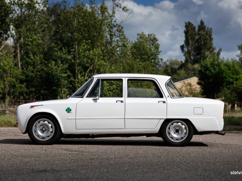Image 15/40 de Alfa Romeo Giulia 1600 TI (1967)