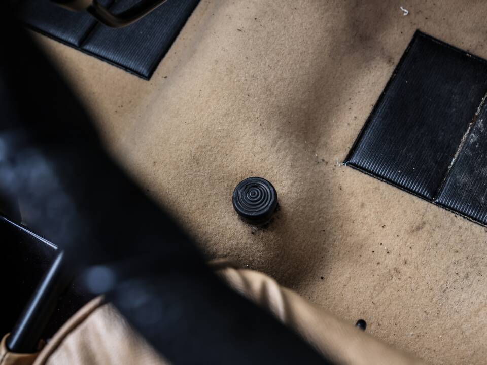 Image 33/46 of Austin Seven (1964)