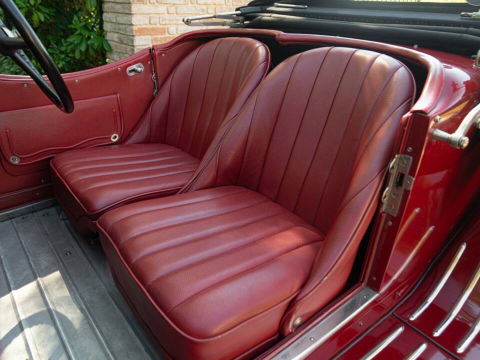 Obraz 50/50 pojazdu Alfa Romeo 6C 1500 Super Sport (1930)