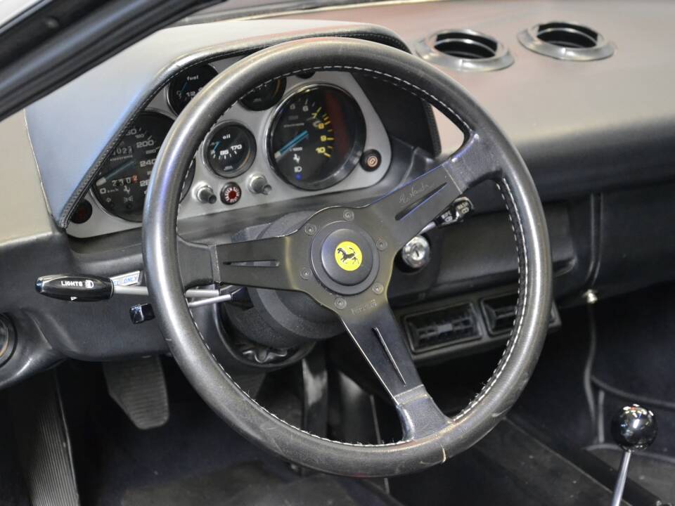 Image 21/48 of Ferrari 308 GTS (1980)