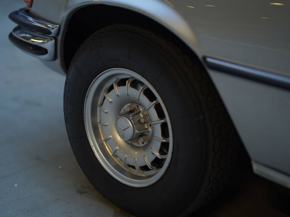 Bild 71/95 von Mercedes-Benz 450 SEL 6,9 (1976)