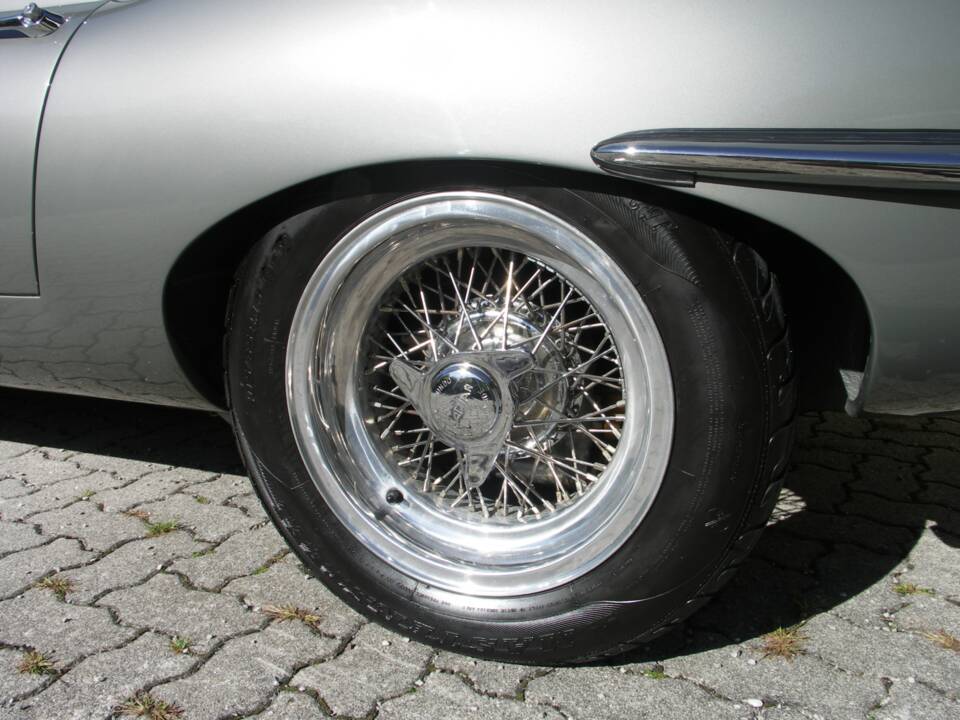 Bild 33/41 von Jaguar E-Type 3.8 (1964)