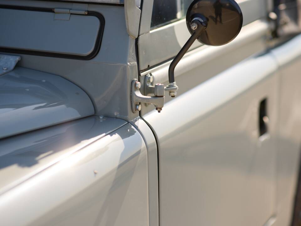 Immagine 26/66 di Land Rover 88 (1963)