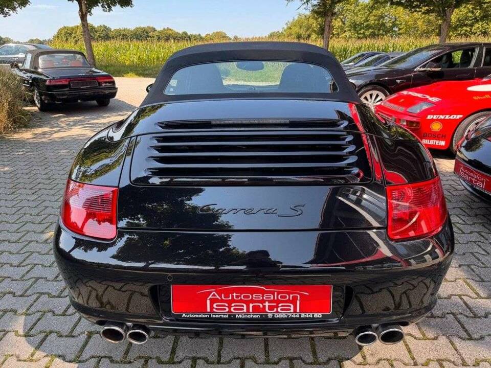 Bild 4/19 von Porsche 911 Carrera S (2007)