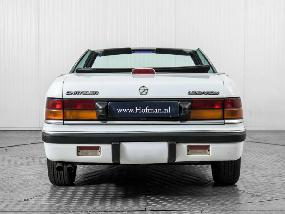 Bild 13/50 von Chrysler Le Baron 2.5 Turbo (1988)