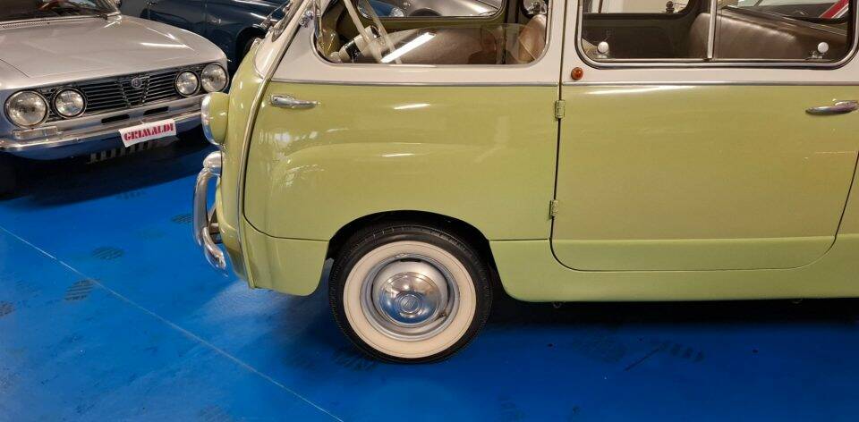 Immagine 10/36 di FIAT 600 D Multipla (1964)